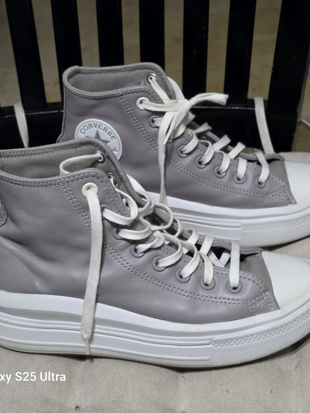Converse Gray High-Top Sneakers with White Soles Uaed Size 8.5